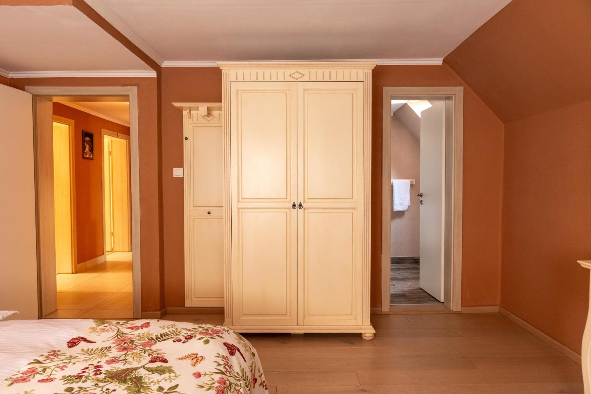 Vila Crisalia Sibiel -Sibiu (Adults Only) Hotel Exterior photo
